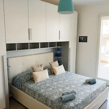 Luxury Near The Private Parking Space Apartment *