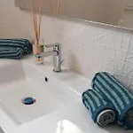 Luxury Near The Private Parking Space *