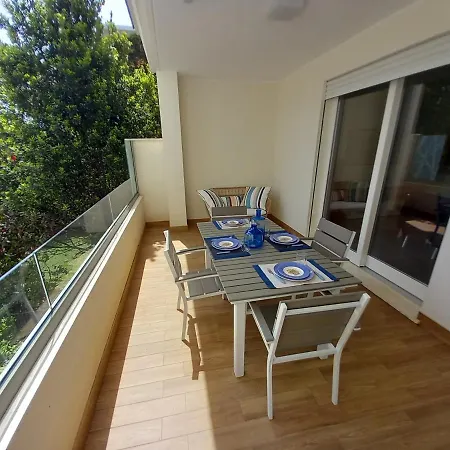 Luxury Near The Private Parking Space Διαμέρισμα *
